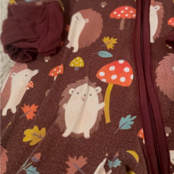 Little Sleepies 3-6 months - Picture 3 of 4